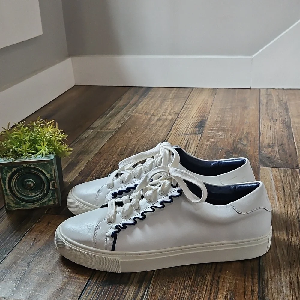 Tory Burch Women's‎ White Leather Sneakers with Navy Blue Ruffle Trim. Size
